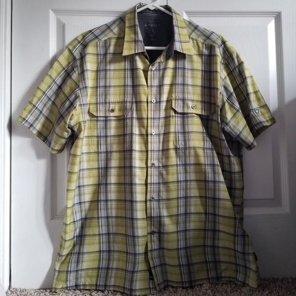 Kuhl Men's Shirt X-Large Green Gray Response Button Down Short Sleeve Plaid